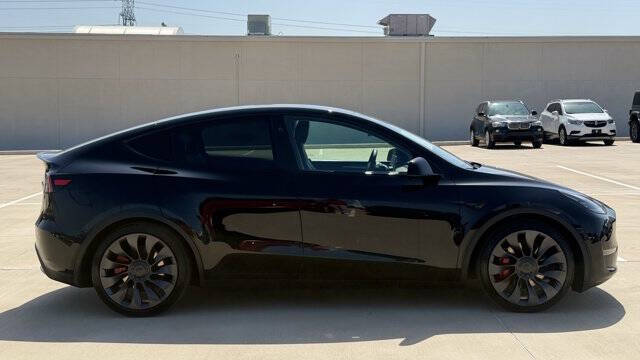 2024 Tesla Model Y Performance