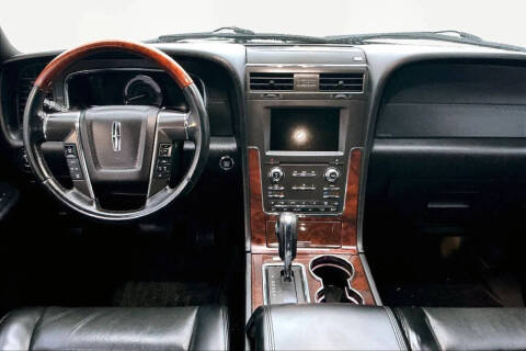 2017 Lincoln Navigator L Select