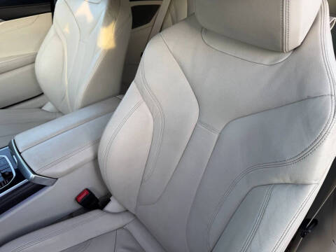 2020 BMW 8 Series 840i