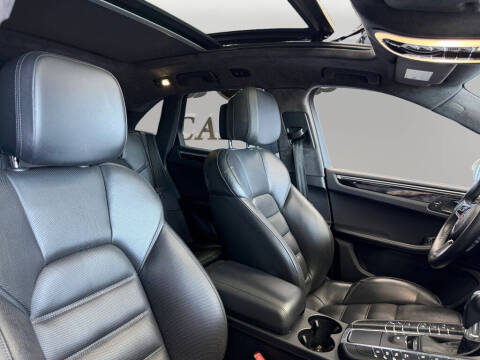 2018 Porsche Macan