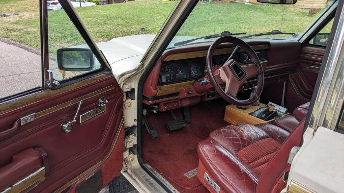 1986 Jeep Wagoneer