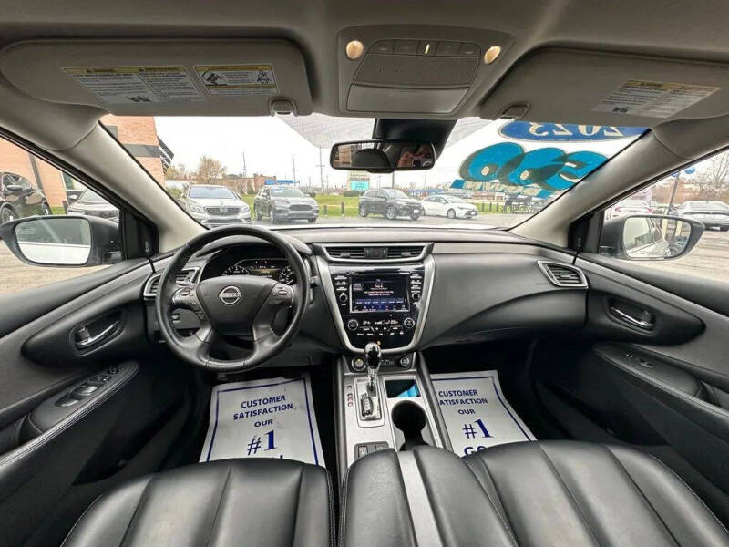 2023 Nissan Murano SV