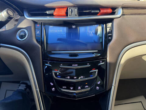 2014 Cadillac XTS Luxury Collection