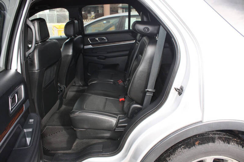 2017 Ford Explorer Limited