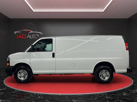 2022 Chevrolet Express 2500
