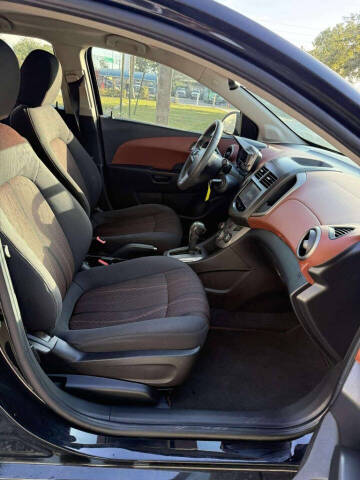 2016 Chevrolet Sonic LT Auto