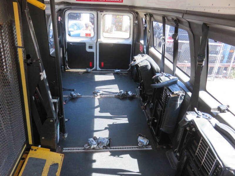 2013 Ford E-Series E-250