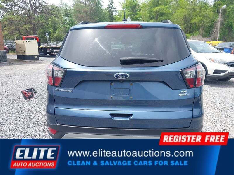 2018 Ford Escape SE
