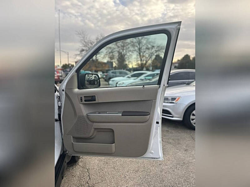 2011 Ford Escape XLT