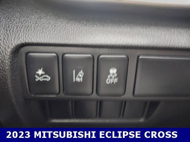 2023 Mitsubishi Eclipse Cross LE
