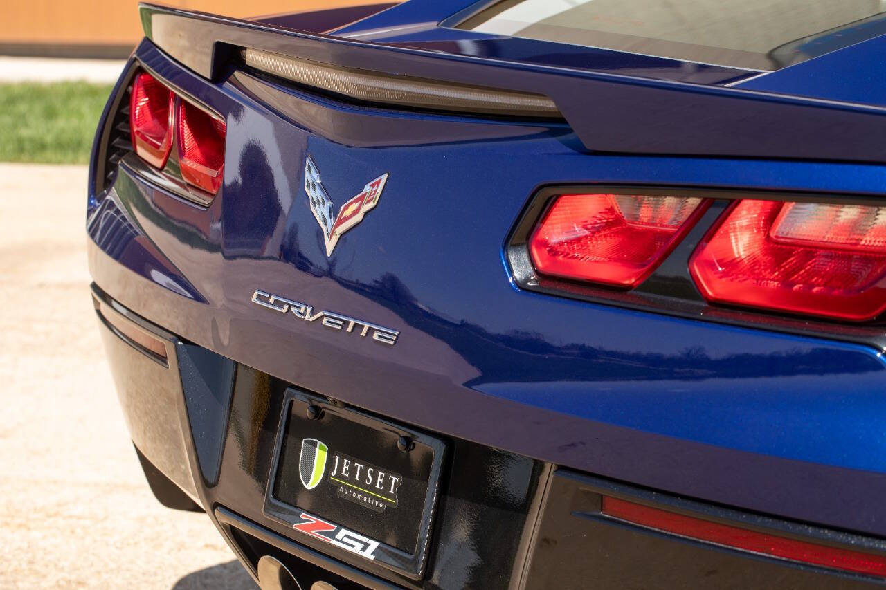 2017 Chevrolet Corvette 17