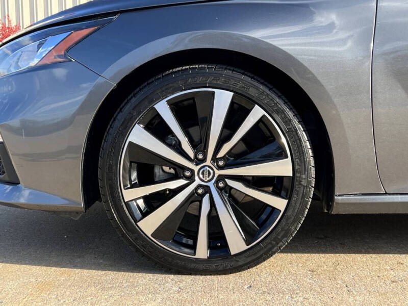 2020 Nissan Altima 2.5 SR