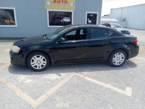2012 Dodge Avenger SE