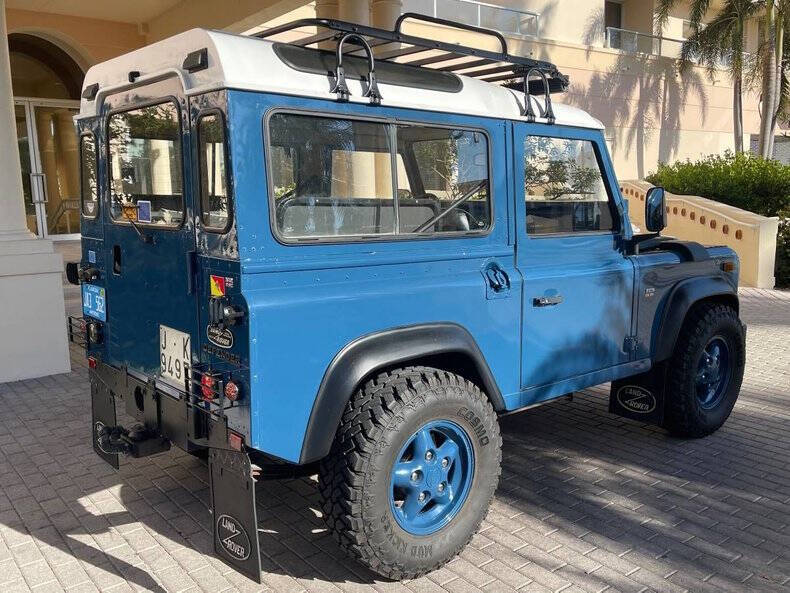 1988 Land Rover Defender
