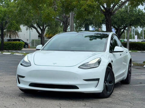 2021 Tesla Model 3 Standard Range Plus