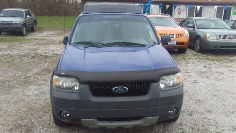 2005 Ford Escape for sale at New Start Motors LLC - Rockville in Rockville IN