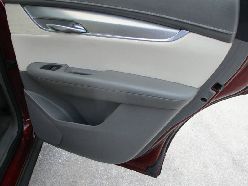 2018 Cadillac XT5 Luxury