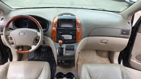 2008 Toyota Sienna XLE