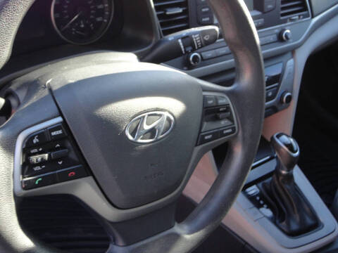 2018 Hyundai Elantra SE