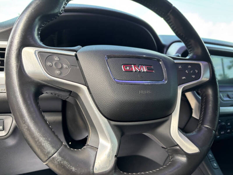 2019 GMC Acadia SLE-2