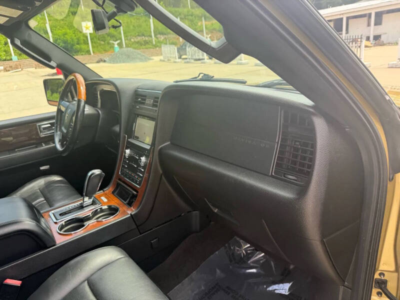 2016 Lincoln Navigator L Select