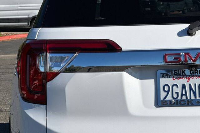 2023 GMC Acadia SLE