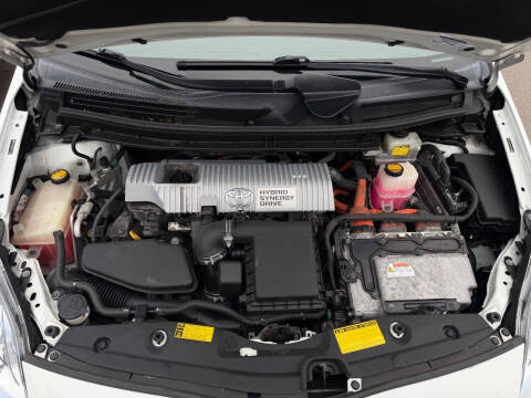 2010 Toyota Prius III