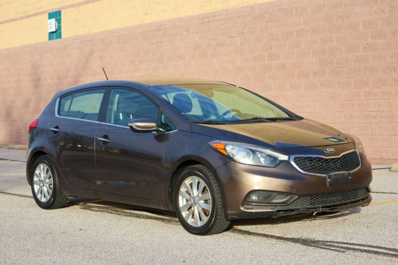 2015 Kia Forte5 for sale at NeoClassics - JFM NEOCLASSICS in Willoughby OH