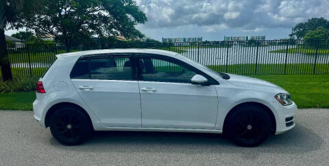 2016 Volkswagen Golf TSI S