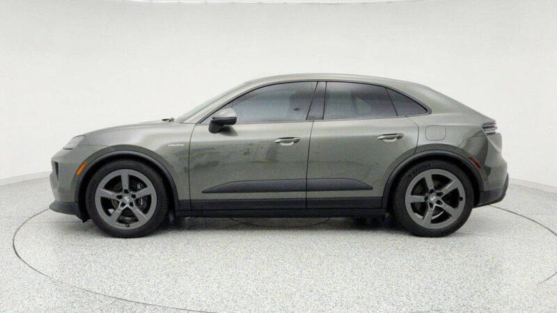 2025 Porsche Macan Electric