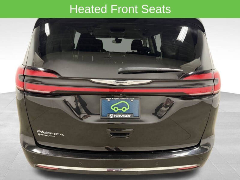 2021 Chrysler Pacifica Touring - Photo 10