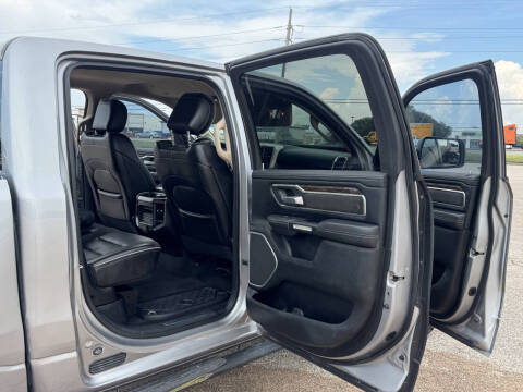 2019 RAM 1500 Laramie