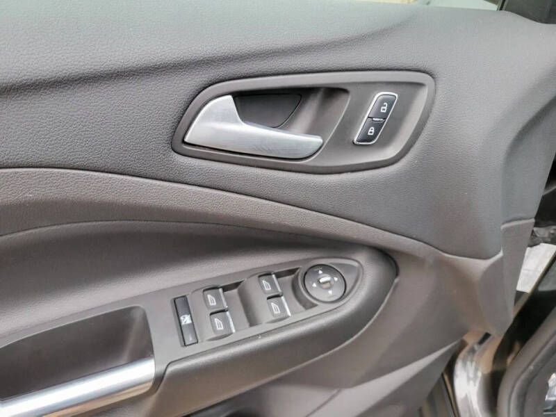 2016 Ford C-MAX Hybrid SE