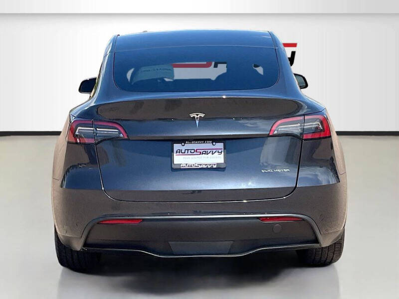 2025 Tesla Model Y Long Range