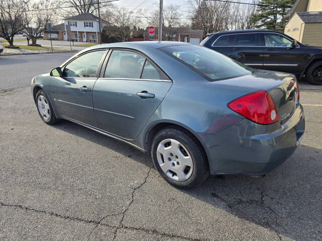 2006 Pontiac G6 for sale at QUEENSGATE AUTO SALES in York, PA