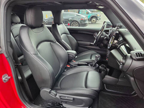 2017 MINI Hardtop 2 Door Cooper S