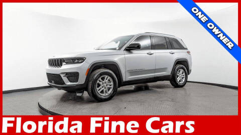 2023 Jeep Grand Cherokee Laredo