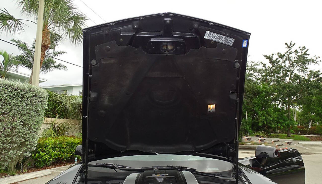 2006 Cadillac XLR-V 47