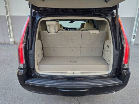 2017 Cadillac Escalade Premium Luxury