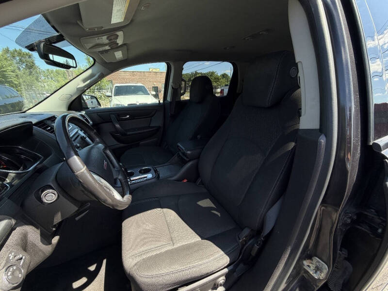 2016 GMC Acadia SLE-2