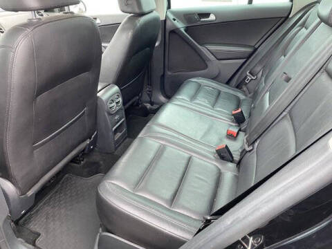 2017 Volkswagen Tiguan 2.0T Sport