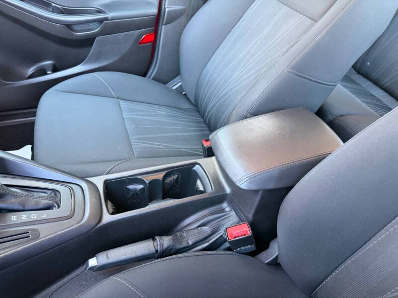 2016 Ford Focus SE