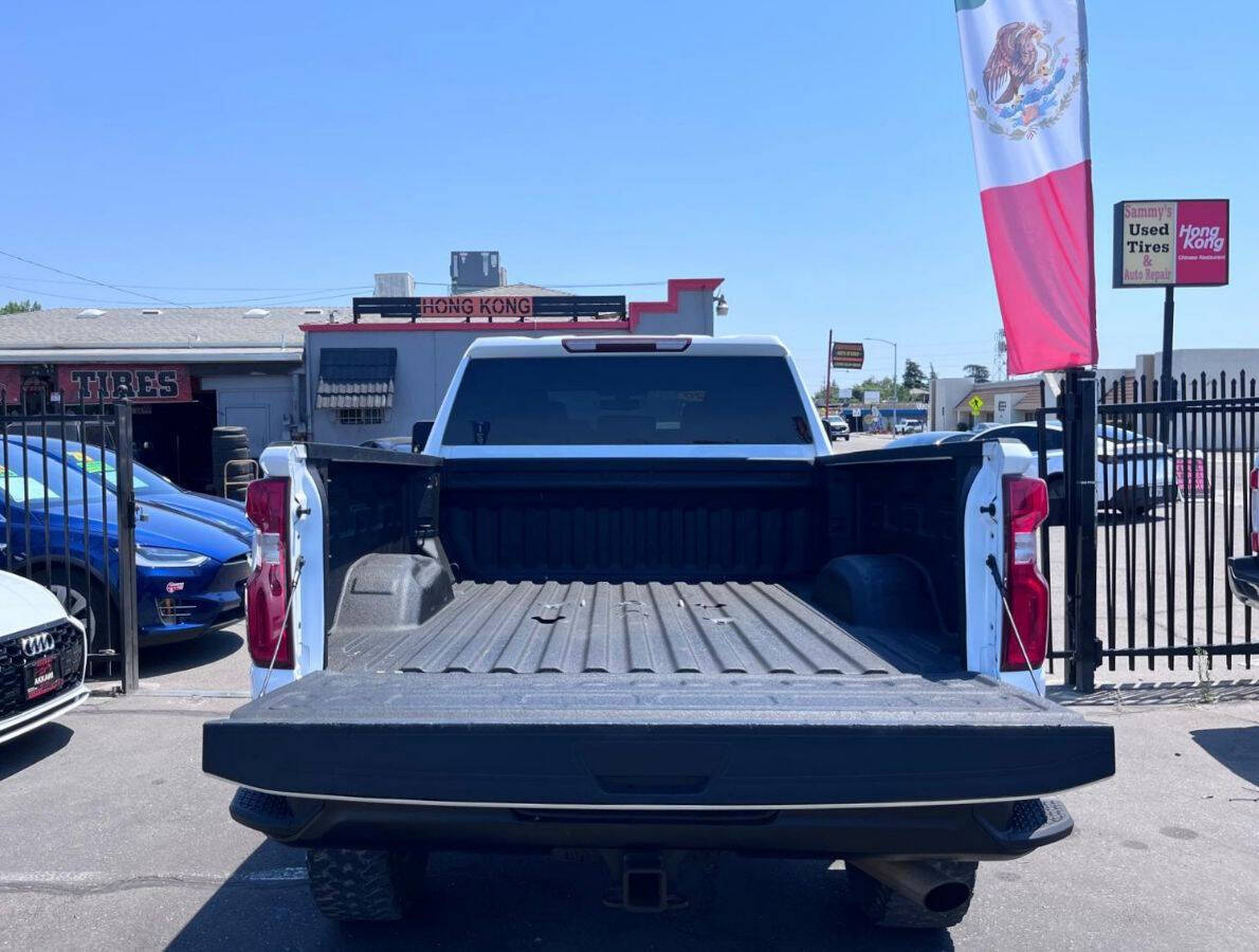 White 2020 Chevrolet Silverado 2500HD Custom 19