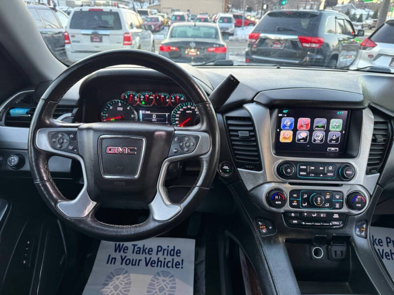 2017 GMC Yukon XL SLT