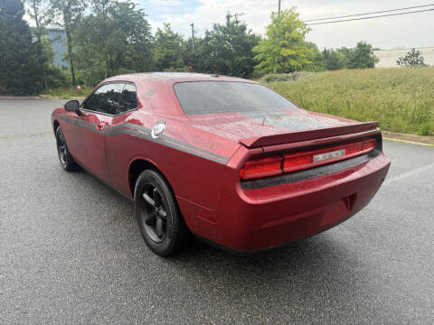2010 Dodge Challenger SE