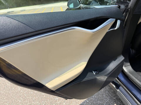 2015 Tesla Model S P85D