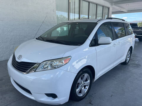 2011 Toyota Sienna for sale at Powerhouse Automotive in Tampa FL