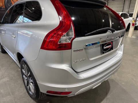 2017 Volvo XC60 T6 Dynamic