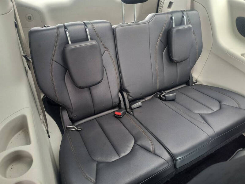 2018 Chrysler Pacifica Touring L Plus