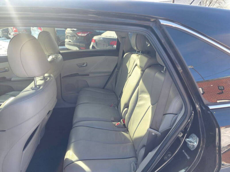 2011 Toyota Venza AWD V6